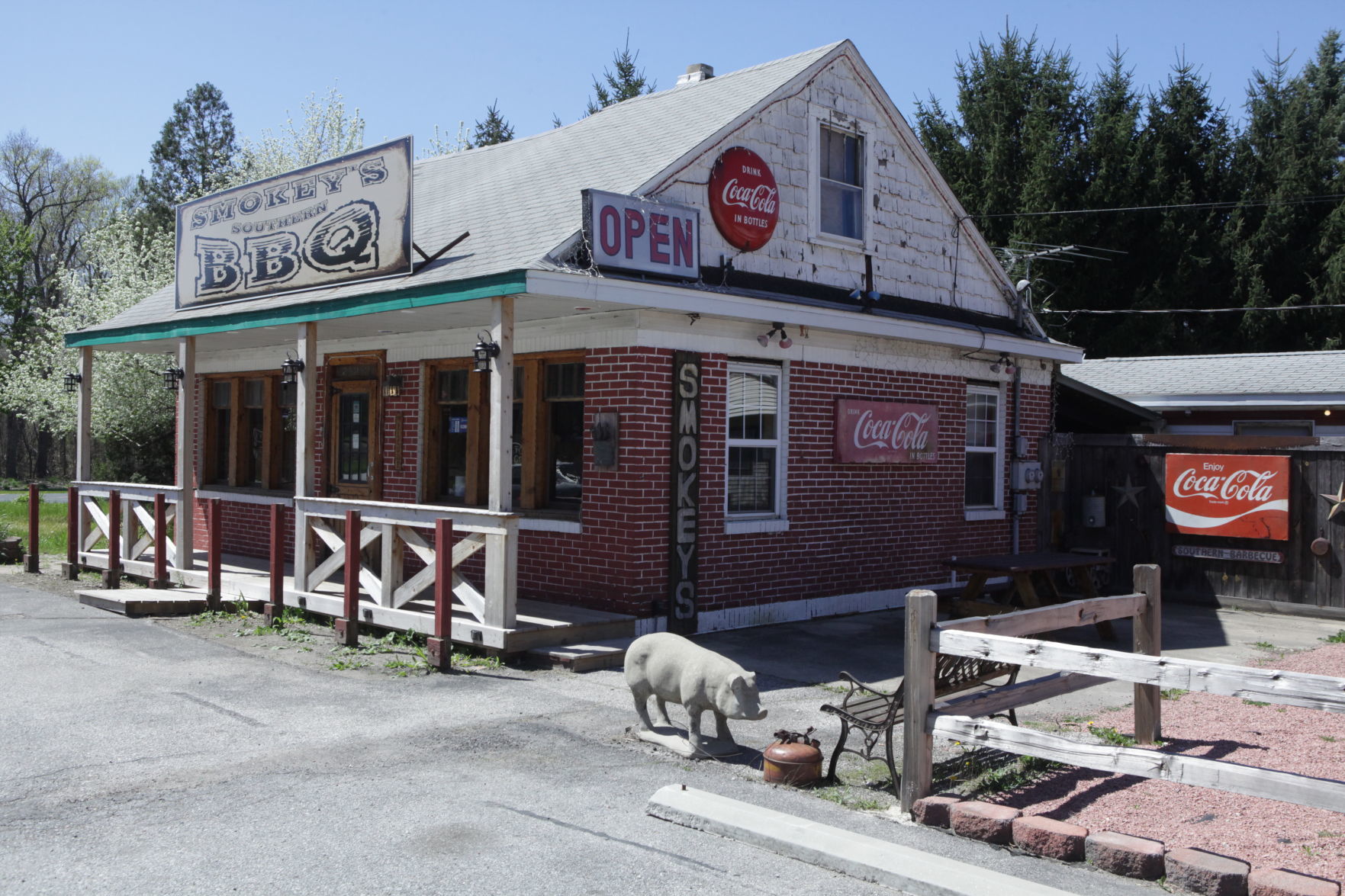 Smokey's Southern BBQ